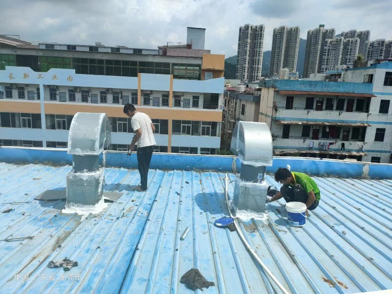 竹山钢结构屋面涂料维修方法